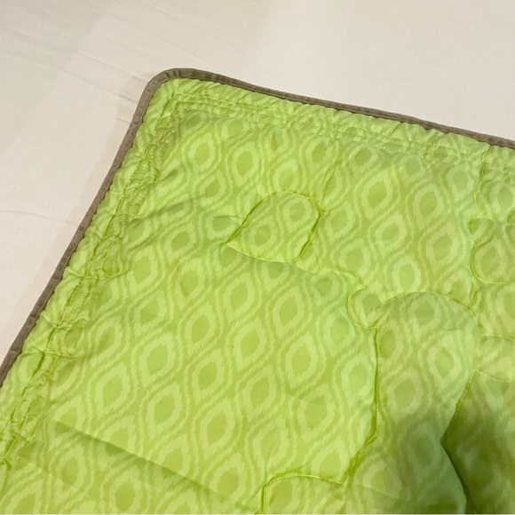 Disney Baby Winnie the Pooh Quilted Blanket Tigger Piglet - Picture 13 of 16